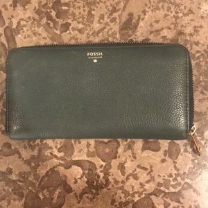 Fossil wallet